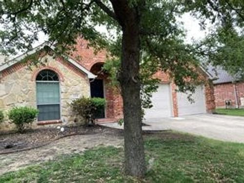 2236 Crestridge Dr, Little Elm, TX, 75068-6667 | Card Image