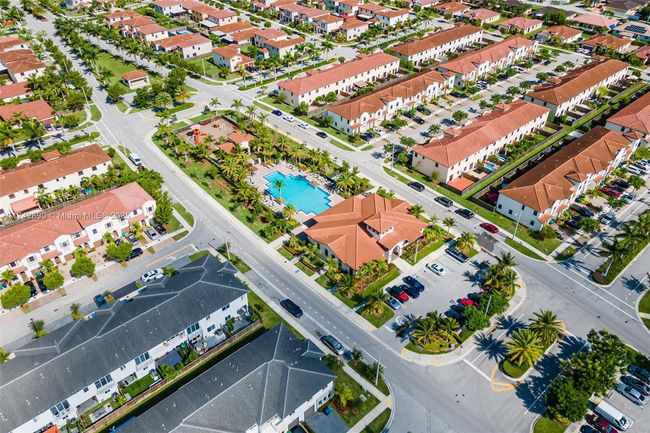 15124 Sw 176 Th Ter, House other with 4 bedrooms, 4 bathrooms and null parking in Miami FL | Image 38