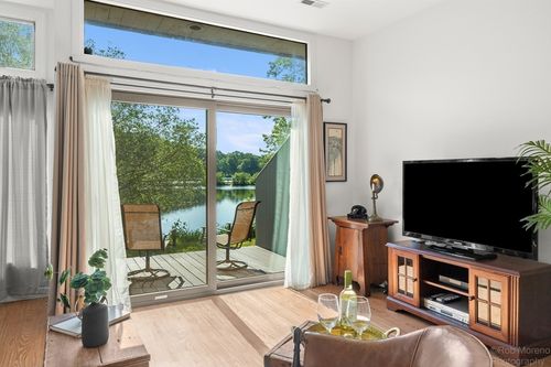 84-84 Mill Pond, North Andover, MA, 01845-2902 | Card Image