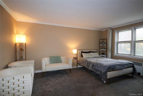 b35-485 Bronx River Rd, Yonkers, NY, 10704-2587 | Card Image