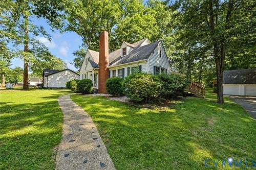 8325 Mill Creek Rd, West Point, VA, 23181-9430 | Card Image