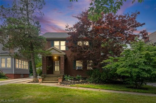 3326 Dellwood Rd, Cleveland Heights, OH, 44118-3405 | Card Image