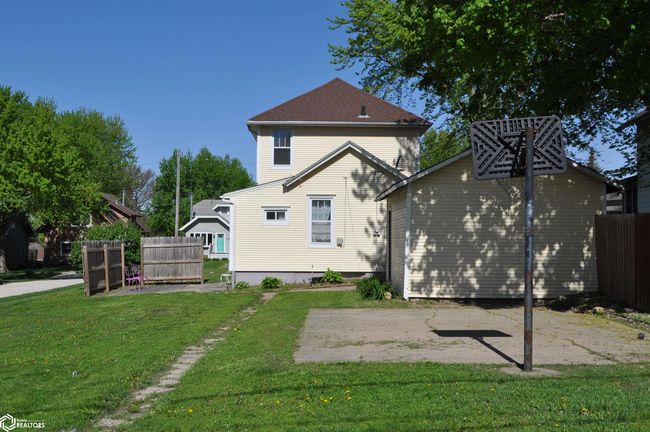 1036 N Crawford St, House other with 3 bedrooms, 3 bathrooms and null parking in Carroll IA | Image 53