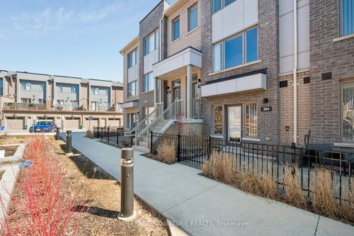203-1525 Kingston Rd, Pickering, ON, L1V0E9 | Card Image