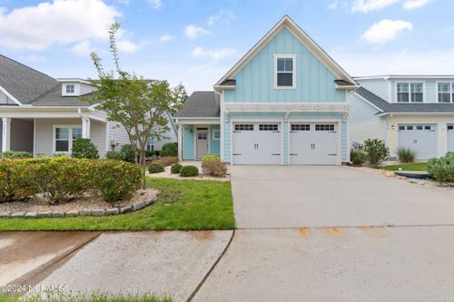 3219 Bay Winds Dr, Southport, NC, 28461-2201 | Card Image