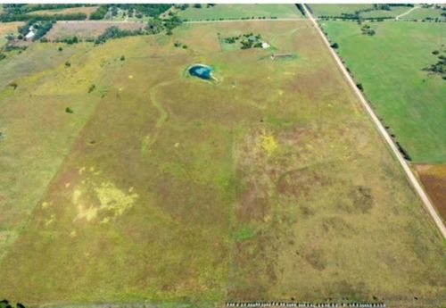 9715 S Rock Rd, Valley Center, KS, 67147 | Card Image