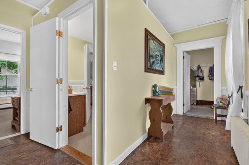 18 School St, Hillsborough, NH, 03244-4874 | Card Image
