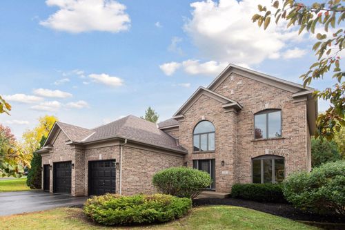 639 Carver Bluffs Pkwy, Carver, MN, 55315-9516 | Card Image