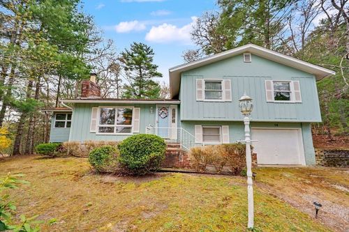 14 Lakewood Dr, Mashpee, MA, 02649-2138 | Card Image