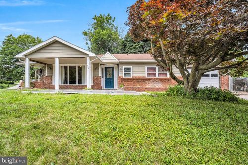 2261 Pine Rd, YORK, PA, 17408-3909 | Card Image