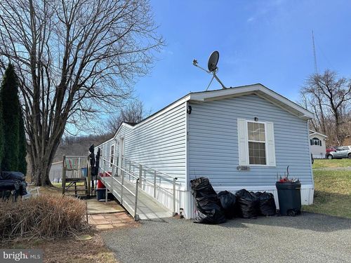 254 Liberty Cir, HEREFORD, PA, 18056-1523 | Card Image