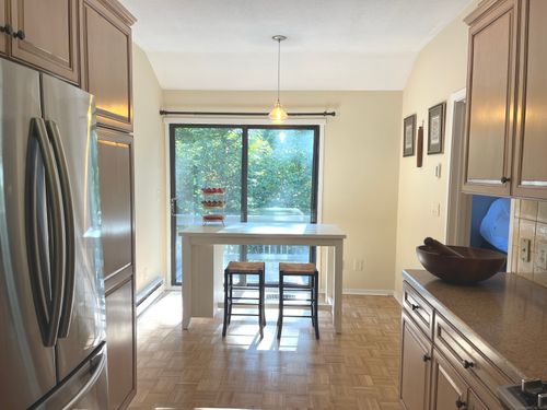 b-1023 Heritage Vlg, Southbury, CT, 06488 | Card Image