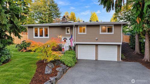 24105 3rd Pl W, Bothell, WA, 98021-8637 | Card Image