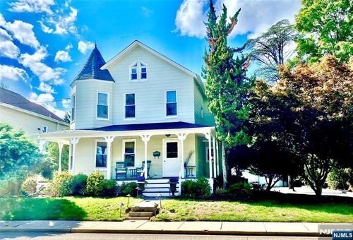 55 Sheridan Ave, Ho Ho Kus, NJ, 07423-1540 | Card Image