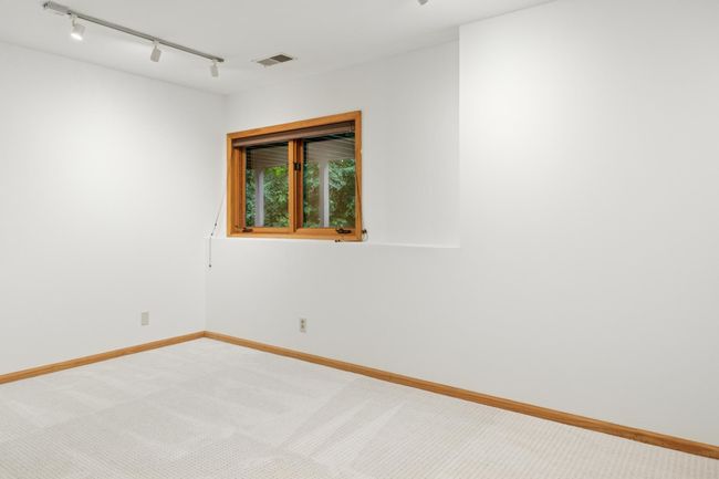 240 W Point Rd, House other with 4 bedrooms, 4 bathrooms and null parking in Excelsior MN | Image 31