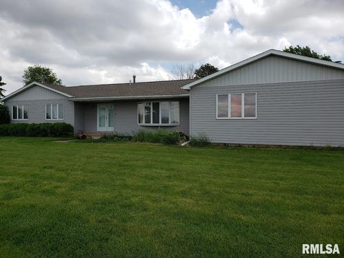 111 Shelton St, Cameron, IL, 61423-9304 | Card Image