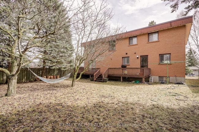 28 Wilkins Dr, House other with 6 bedrooms, 3 bathrooms and 4 parking in Kitchener ON | Image 5