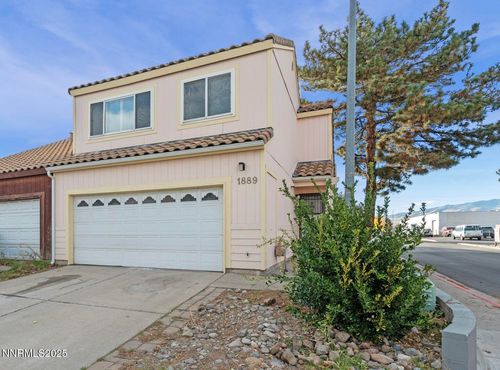 1889 Merchant St, Sparks, NV, 89431-3574 | Card Image