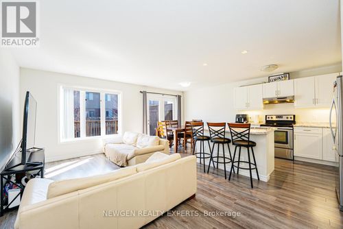 37-3399 Castle Rock Place, London South (South W), ON, N5L0C8 | Card Image