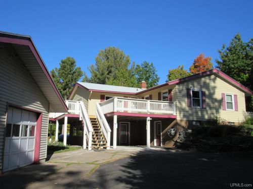 26040 Us 141 Highway, Covington, MI, 49919 | Card Image