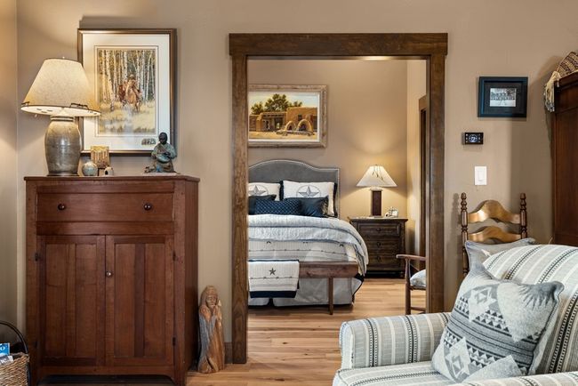 115 Trophy Oak Pt, Home with 5 bedrooms, 5 bathrooms and 3 parking in Fredericksburg TX | Image 32
