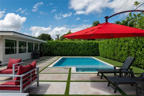 4901 Sw 101st Ave, Miami, FL, 33165-6346 | Card Image