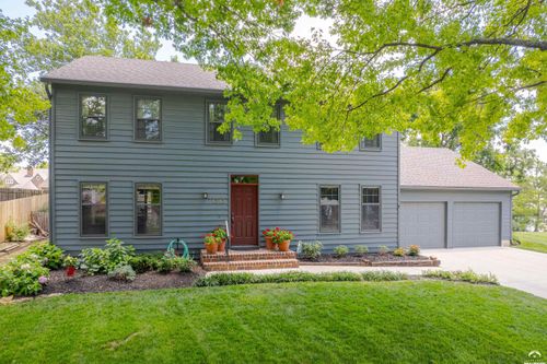 1212 Oxford Ter, Lawrence, KS, 66049-2831 | Card Image