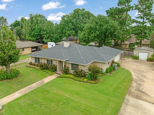4015 Dawn Dr, Paris, TX, 75462-8654 | Card Image