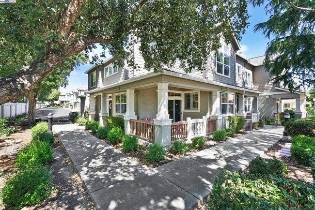 UNIT-4 - 26 Bellington Cmn, Condo with 3 bedrooms, 3 bathrooms and 2 parking in Livermore CA | Image 5