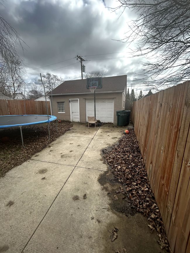 1409 Washington Ave, House other with 3 bedrooms, 1 bathrooms and null parking in Lincoln Park MI | Image 4