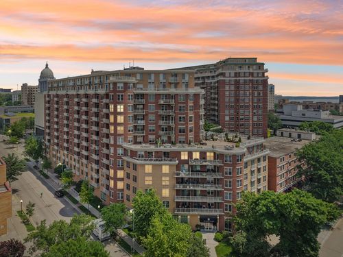 unit-5040-333 W Mifflin St, Madison, WI, 53703-6004 | Card Image