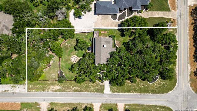 212 Wentworth, House other with 4 bedrooms, 3 bathrooms and null parking in Spring Branch TX | Image 54