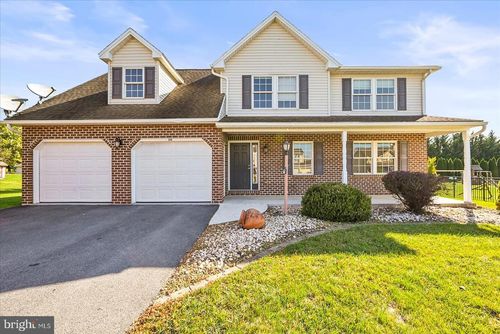 248 Kolpark Dr, CHAMBERSBURG, PA, 17202-3006 | Card Image