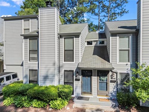 1028 Riverbend Club Dr Se, Atlanta, GA, 30339-2803 | Card Image