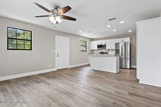 729 Sailfish Dr, Home with 3 bedrooms, 2 bathrooms and null parking in Atlantic Beach FL | Image 15