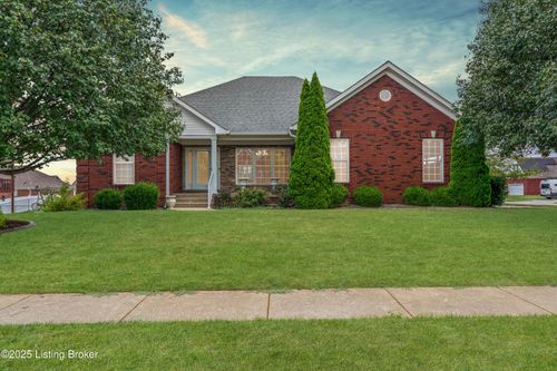 161 Trinity Dr, Mt Washington, KY, 40047-5526 | Card Image