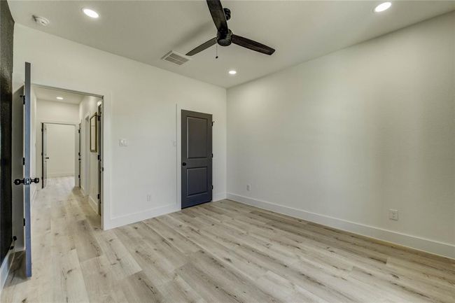 119 Trailblazer, House other with 6 bedrooms, 3 bathrooms and 2 parking in Angleton TX | Image 13