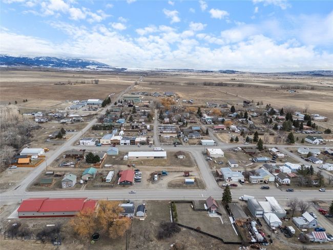 301 1 St Ave N, Home with 0 bedrooms, 0 bathrooms and null parking in Clyde Park MT | Image 12