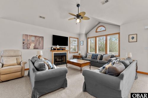 1115 Austin St, Corolla, NC, 27927-9680 | Card Image