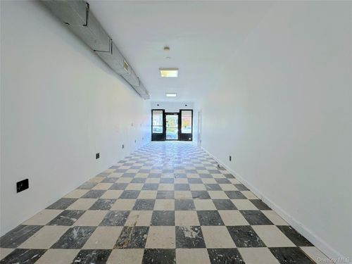 r3-102 Overlook Pl, Newburgh, NY, 12550-6348 | Card Image