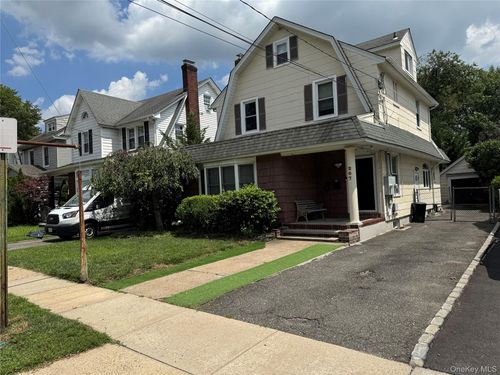 2f-267 Plainfield Ave, Floral Park, NY, 11001-3052 | Card Image