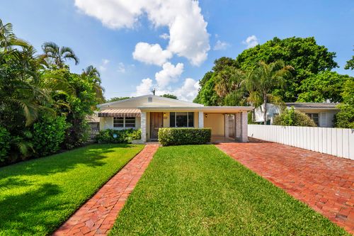 326 Marlborough Pl, West Palm Beach, FL, 33405-1615 | Card Image