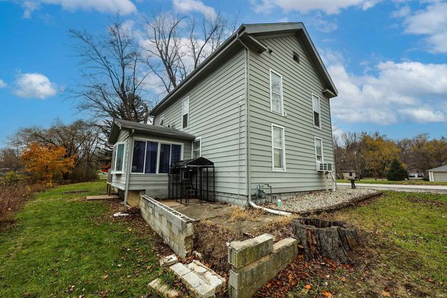395 W Morse St, House other with 3 bedrooms, 2 bathrooms and null parking in Markle IN | Image 5