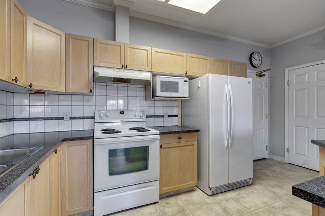 107 - 2850 51 Street Sw, Home with 2 bedrooms, 2 bathrooms and 1 parking in Calgary AB | Image 6