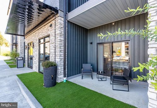 102 Bloomfield Dr, BRIDGEPORT, WV, 26330-7870 | Card Image