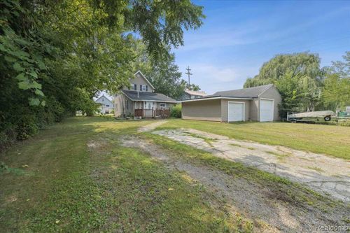 405 Huron St, Owosso, MI, 48867-3611 | Card Image