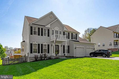 50 Cypress Point Dr, CHARLES TOWN, WV, 25414-5240 | Card Image