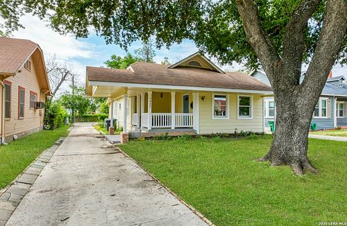 1932 W Huisache Ave, San Antonio, TX, 78201-4945 | Card Image