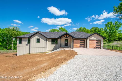 5609 Rylan Rd, Henley, MO, 65040-2065 | Card Image