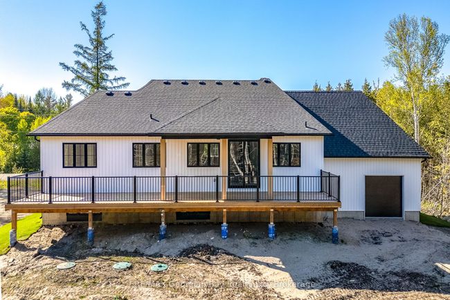 2244 Champlain Rd, House other with 3 bedrooms, 2 bathrooms and 6 parking in Tiny ON | Image 9